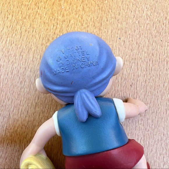 Disney mini figures :Box008: - Picture 4 of 6